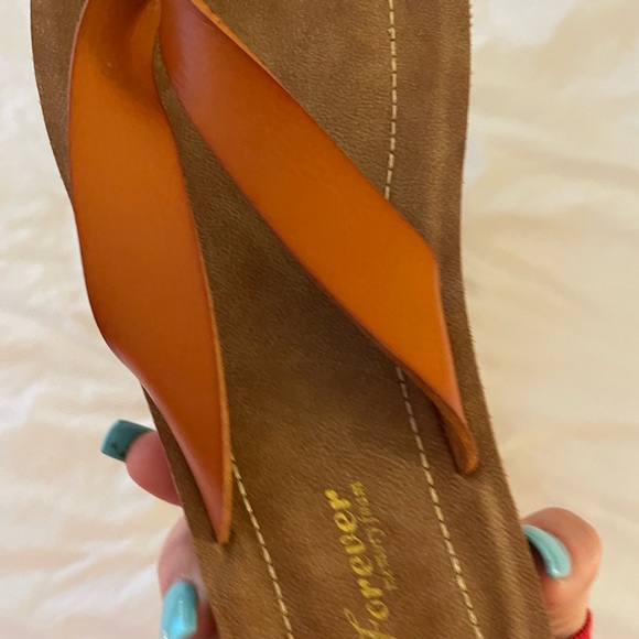 flip flops - Picture 3 of 4